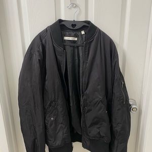 Pacsun bomber jacket in black size L
